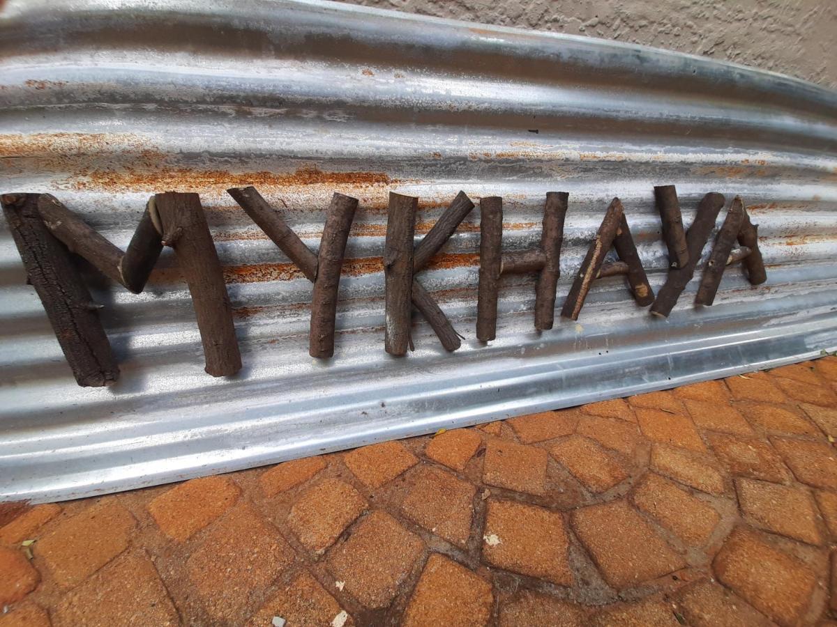 Mykhaya-Your Home Away From Home Kempton Park Exterior foto